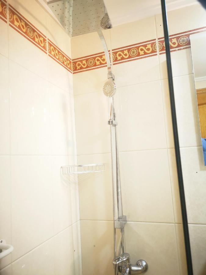 Apartamento Arte, Centro Oviedo, Wiffi, Parking ภายนอก รูปภาพ